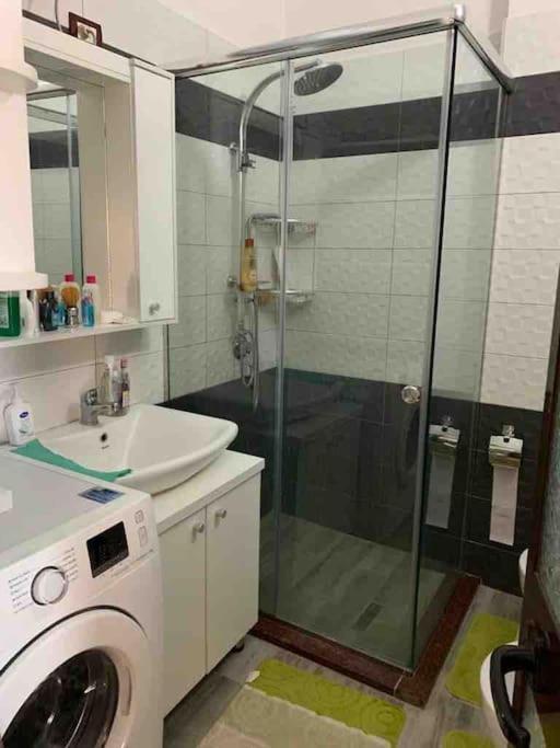 Beautiful Sea View Apartment Durrës Eksteriør billede